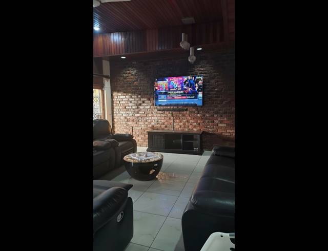 6 BEDROOM HOUSE TO LET IN KILDARE
